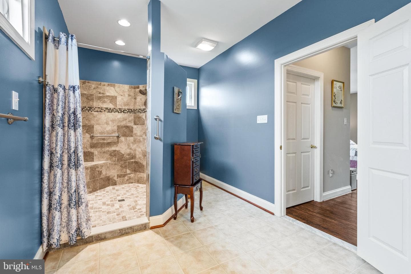 5715 Doubs Road photo 30