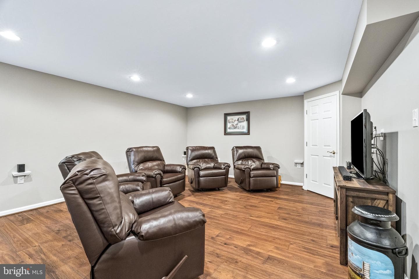 5715 Doubs Road photo 46