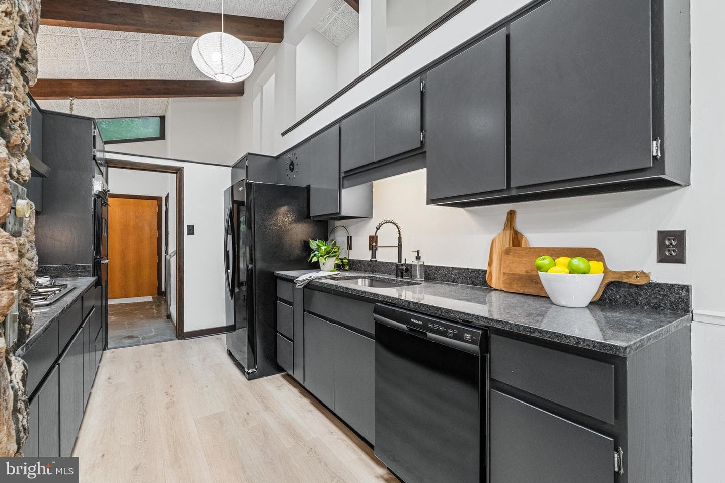 6422 Quinn Road photo 10