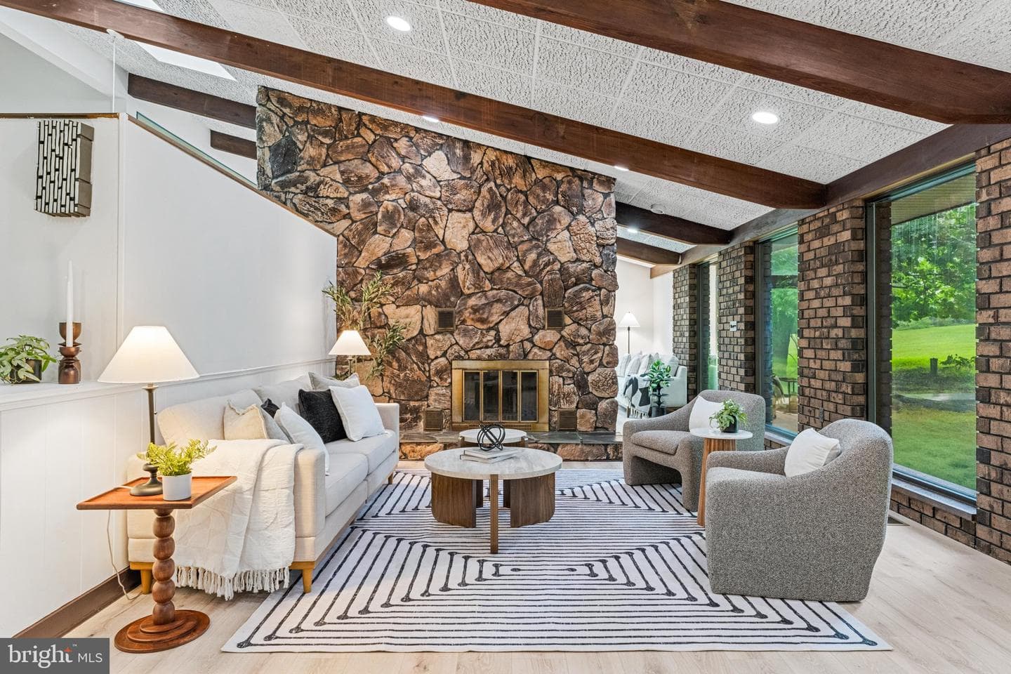 6422 Quinn Road photo 3