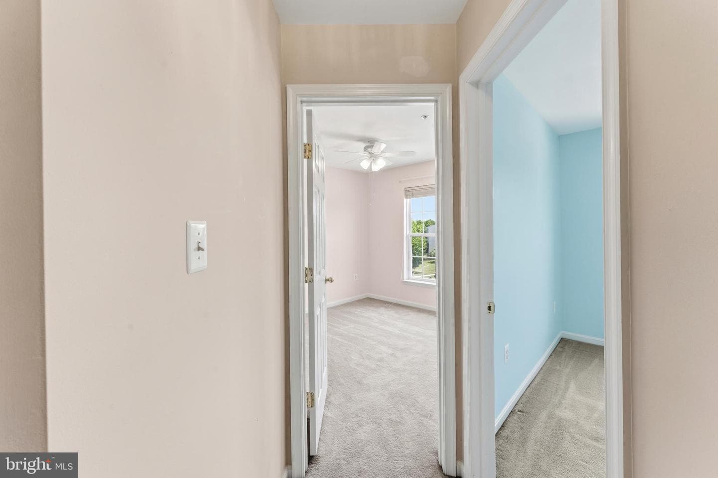 218 Harpers Way photo 27