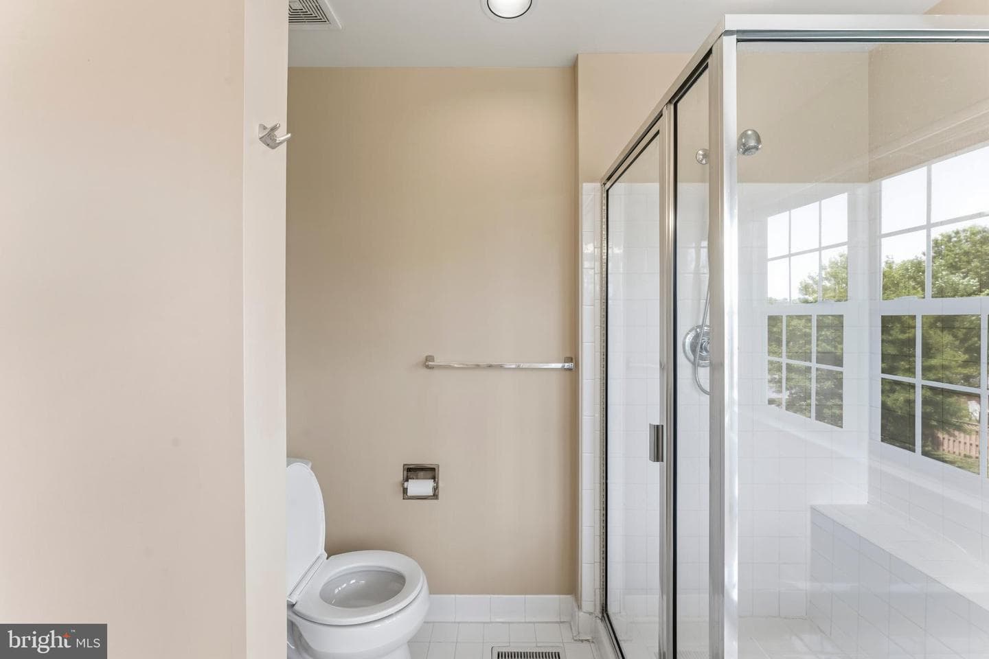 218 Harpers Way photo 33