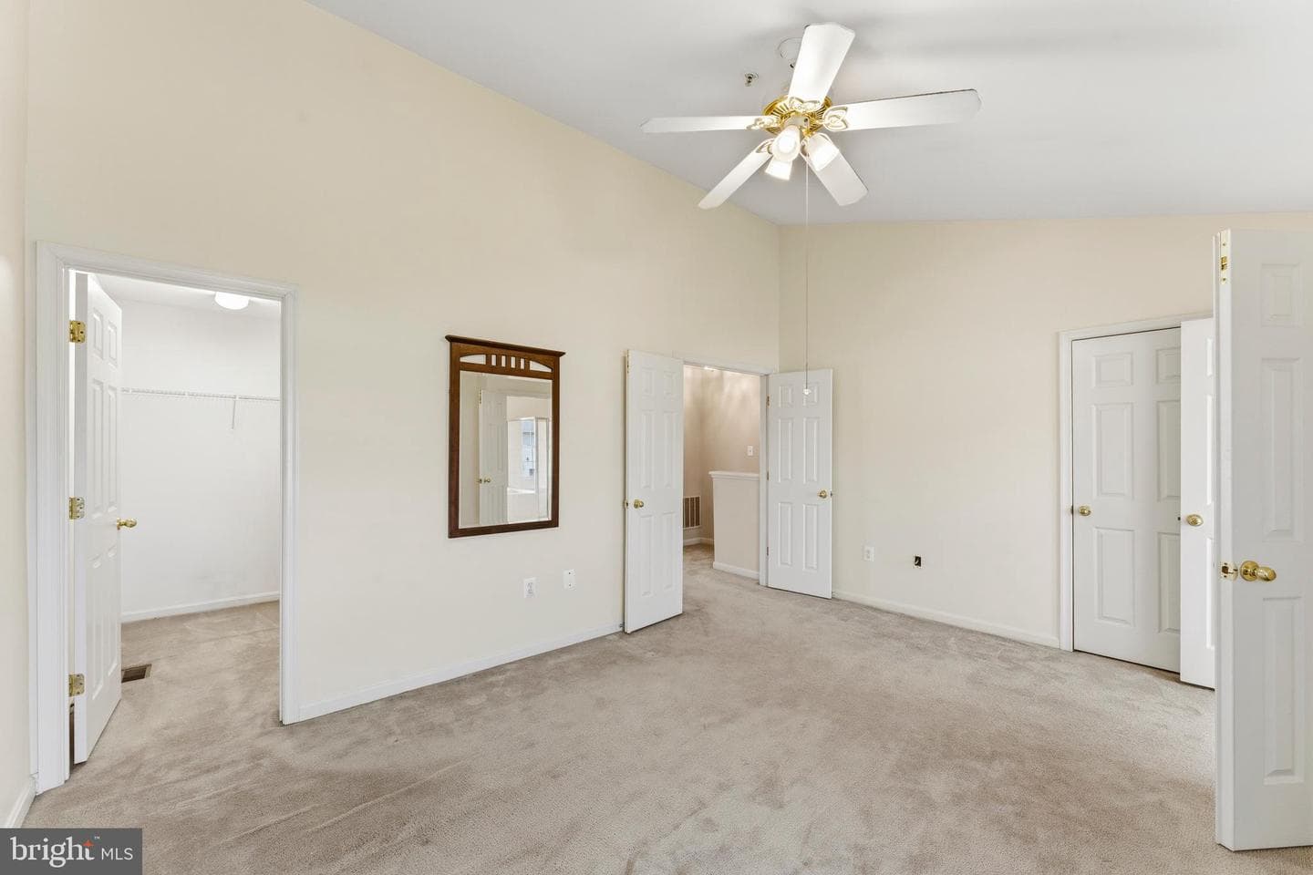 218 Harpers Way photo 38