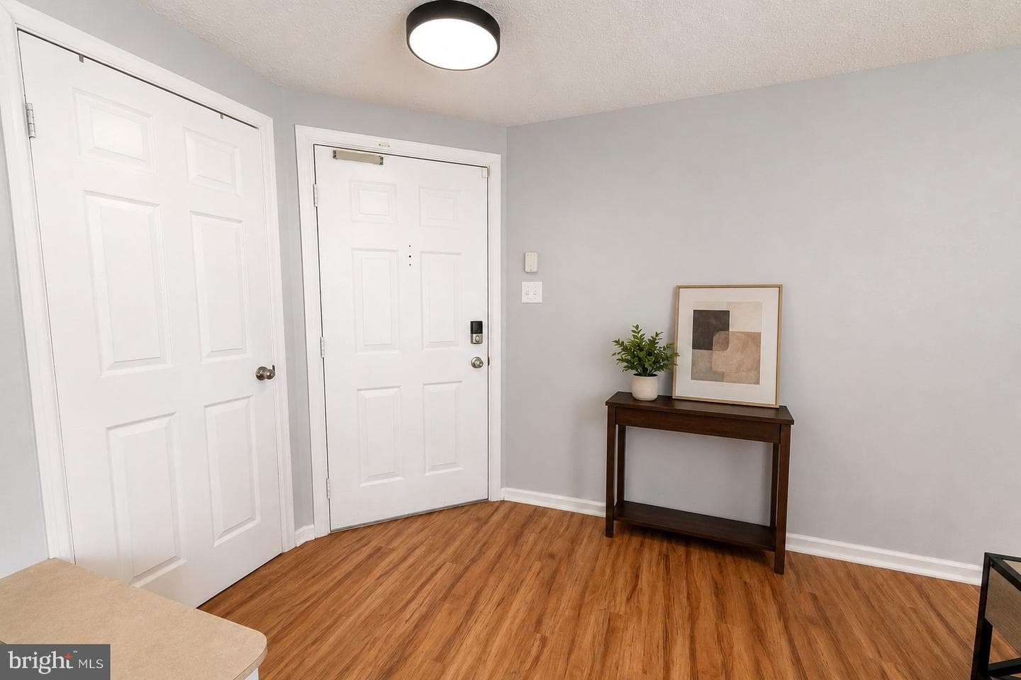 800 Stratford Way #E photo 4