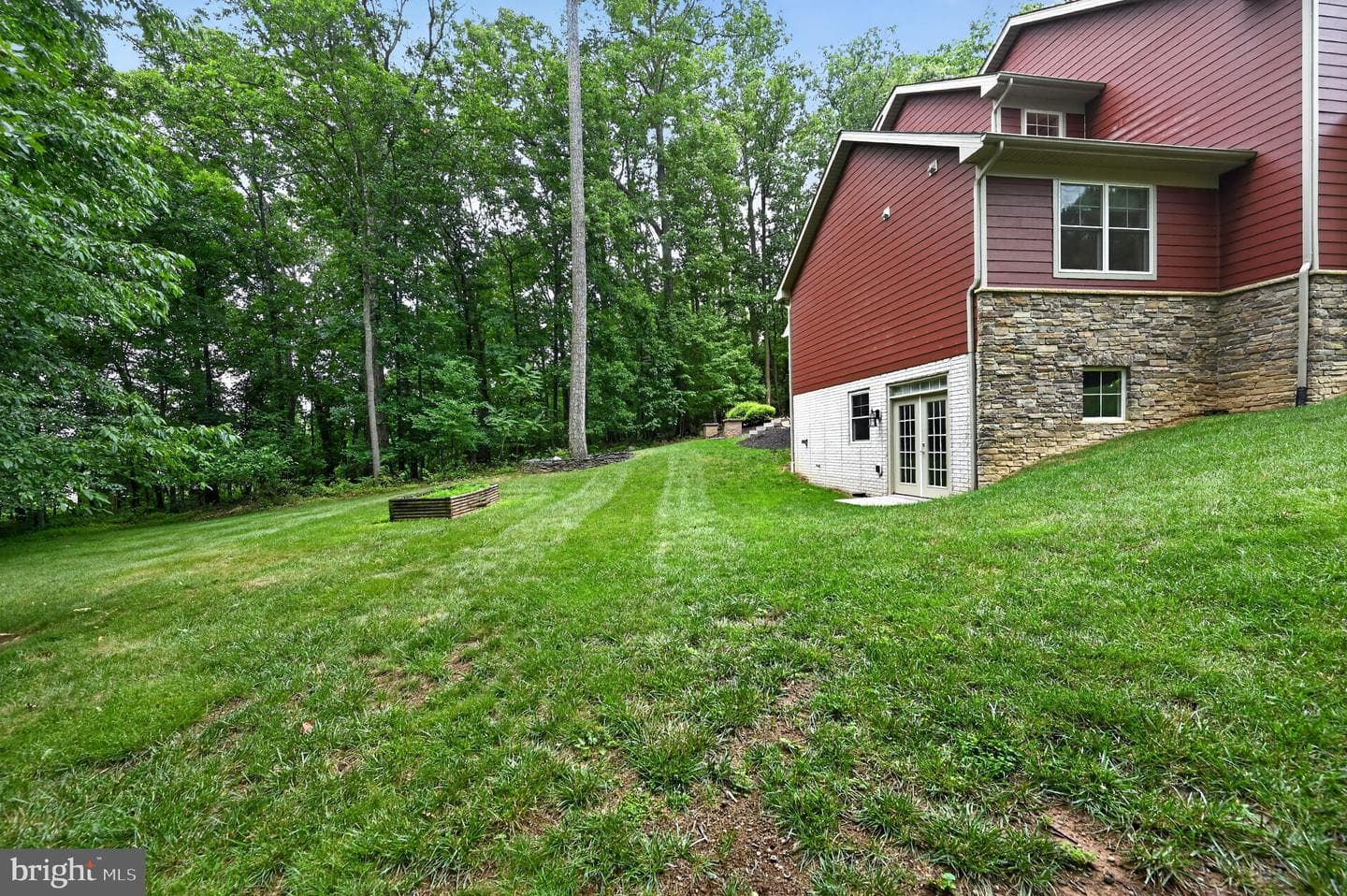 8711 Chestnut Grove Road photo 11