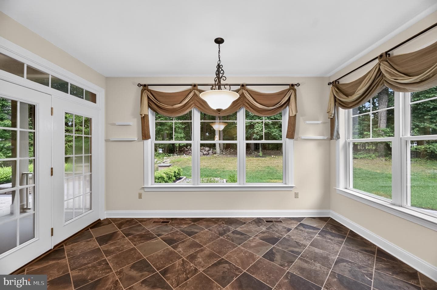 8711 Chestnut Grove Road photo 26