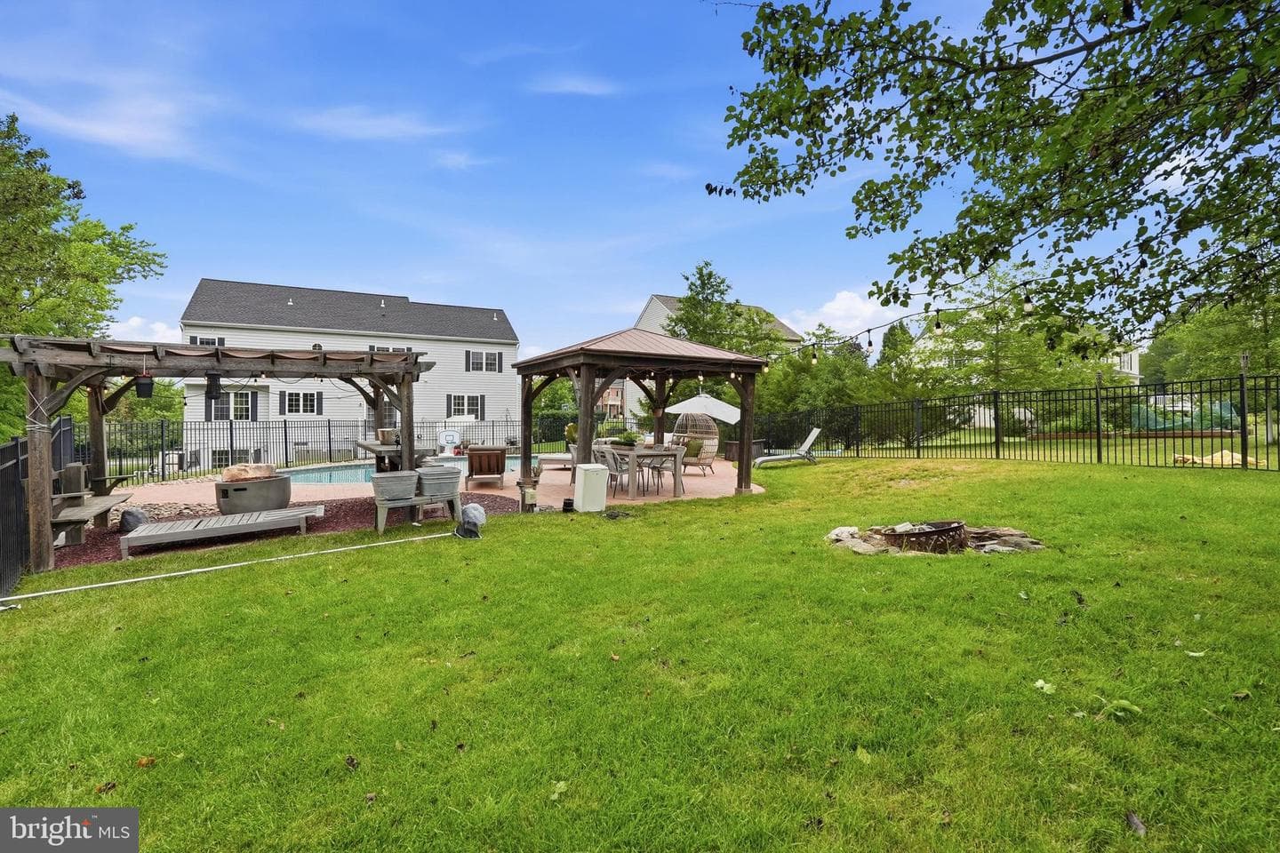 415 William Plummer Street photo 60