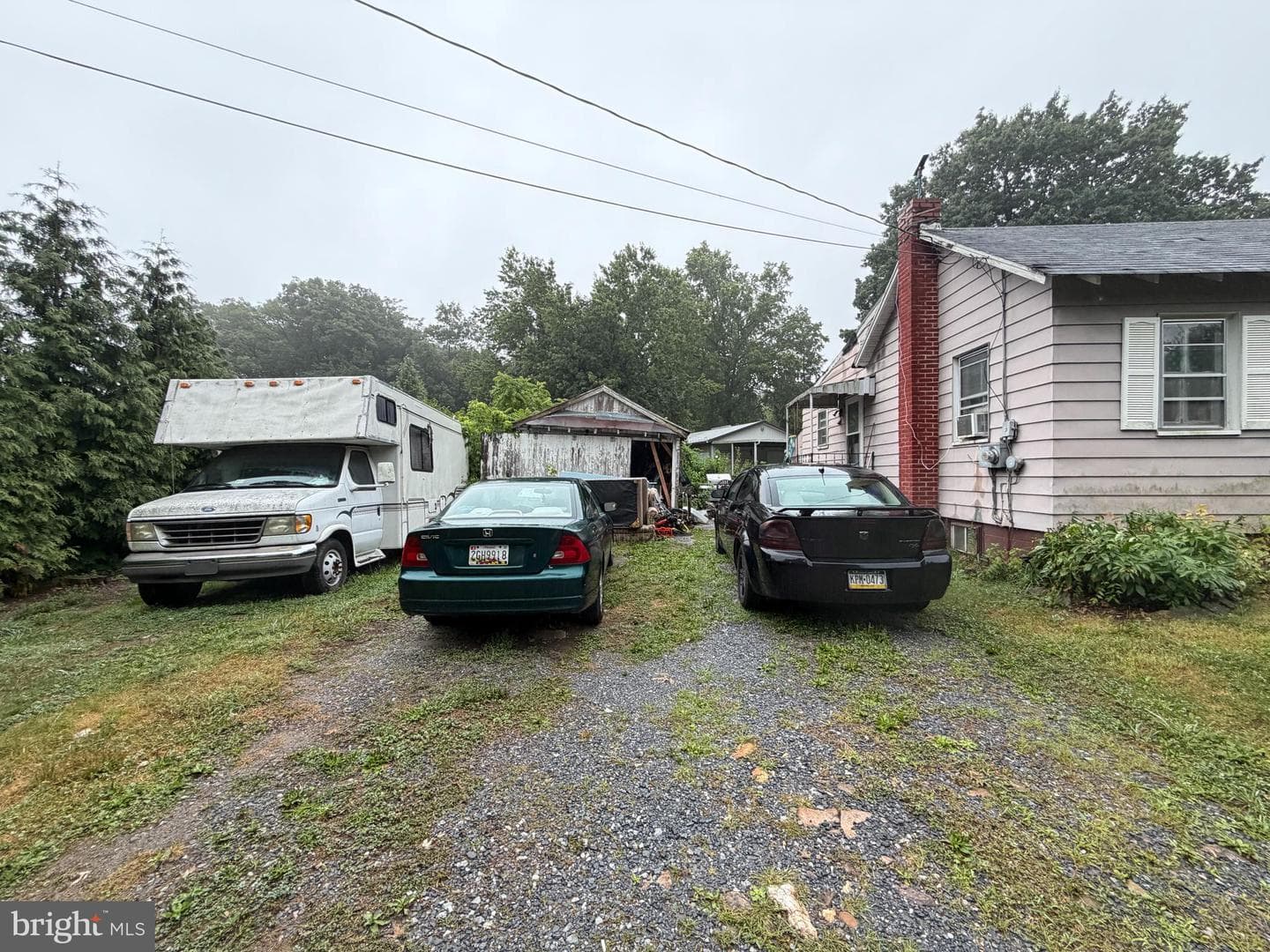 6605 Mountaindale Road photo 4