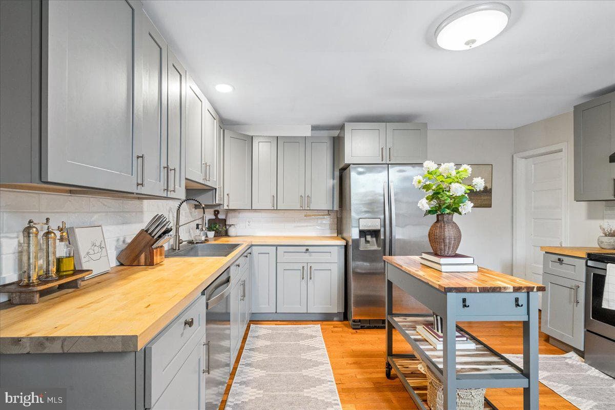 46 Hamilton Avenue photo 11