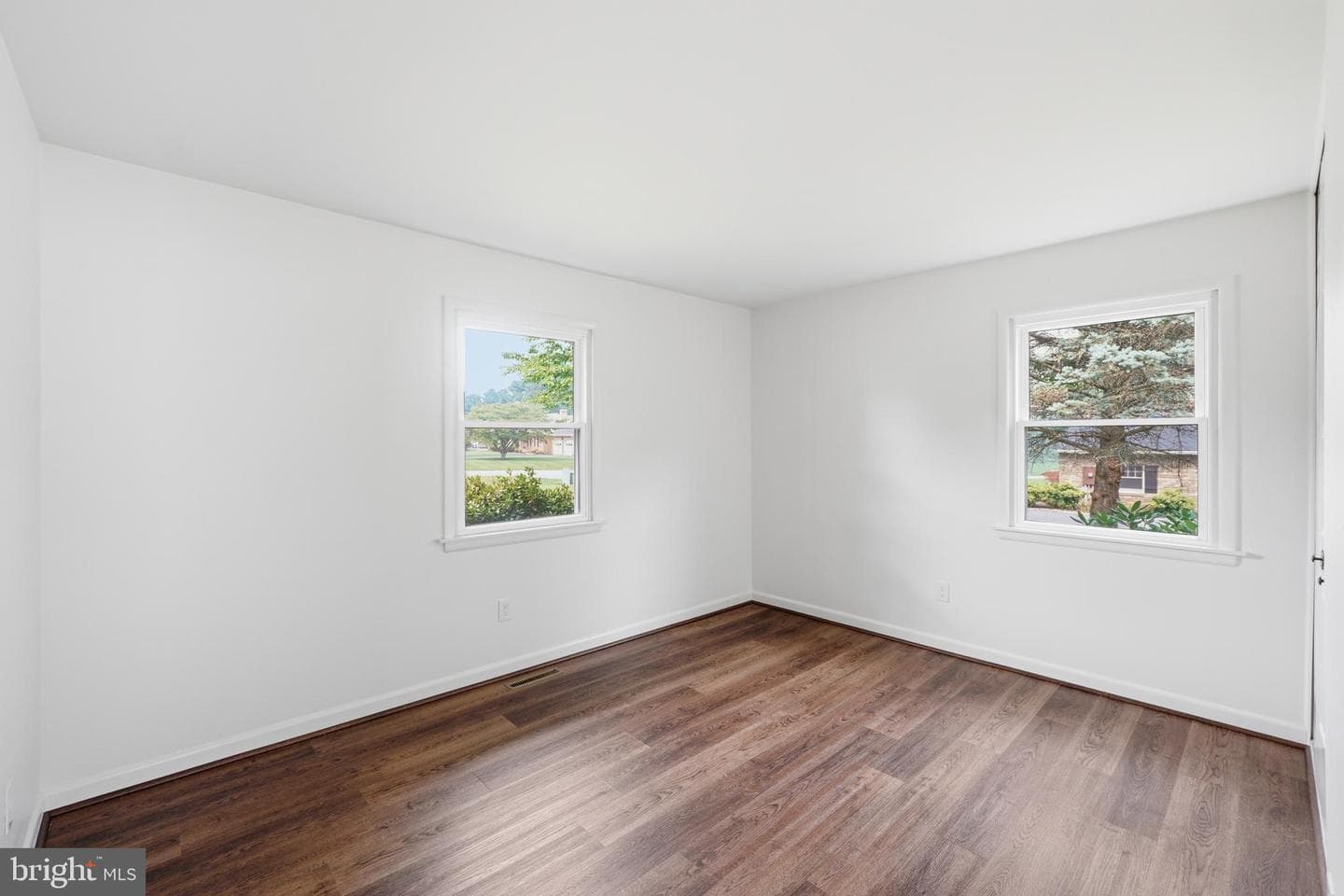 3405 Livingston Drive photo 19