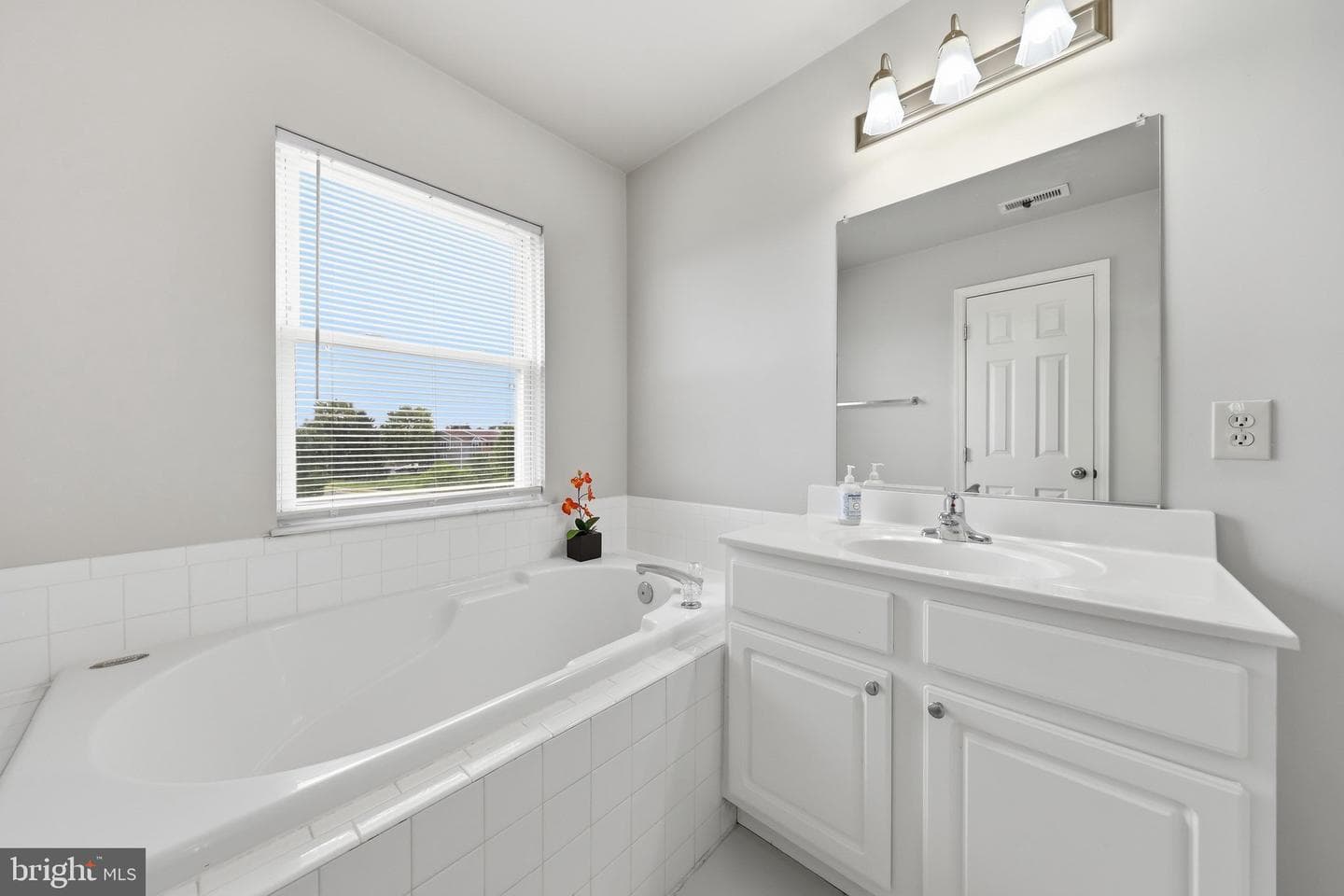 5783 Indian Cedar Court photo 26
