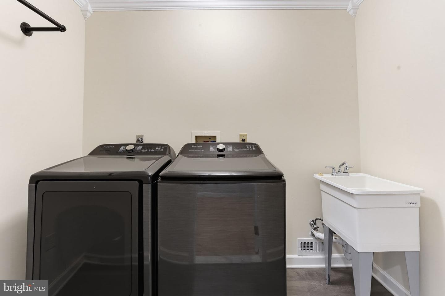 7319 Abbington Court photo 29