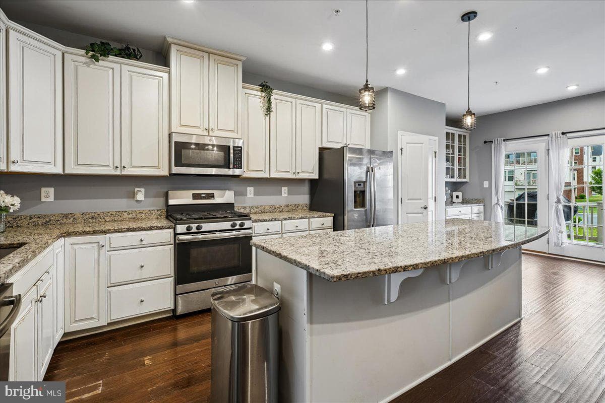 5913 Duvel Street photo 10