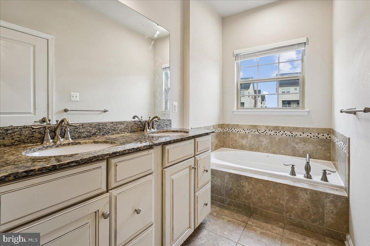 5913 Duvel Street photo 19