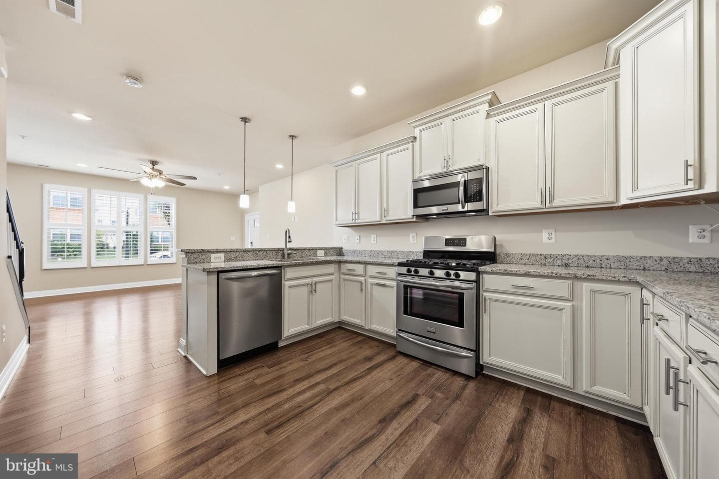 5017 Judicial Way photo 13