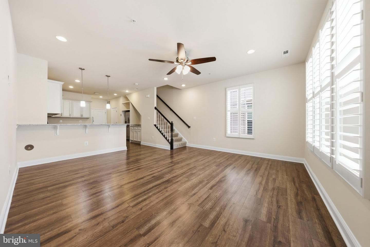 5017 Judicial Way photo 3
