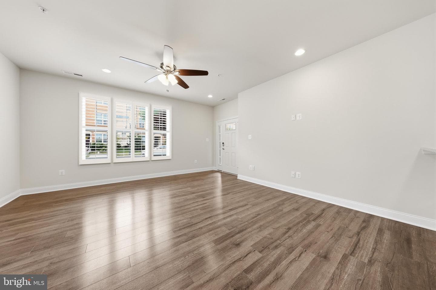 5017 Judicial Way photo 6