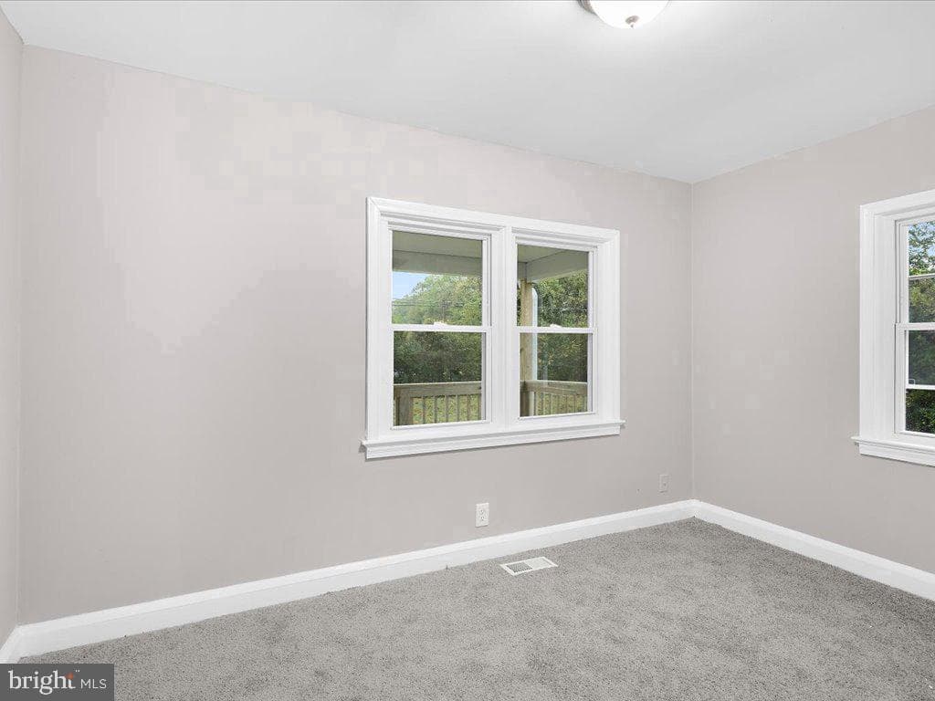 17411 N Seton Avenue photo 20
