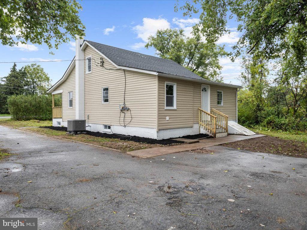 17411 N Seton Avenue photo 29