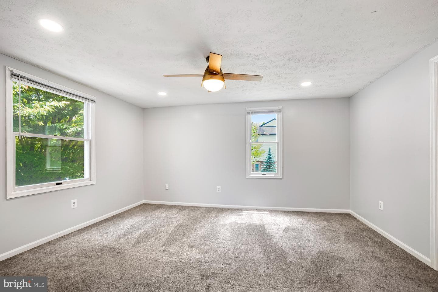 811 Stratford Way #E photo 17