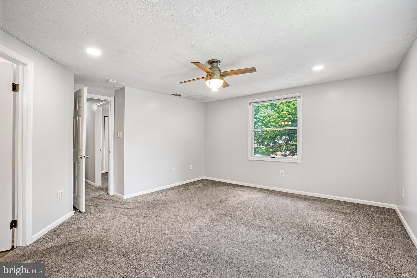 811 Stratford Way #E photo 19