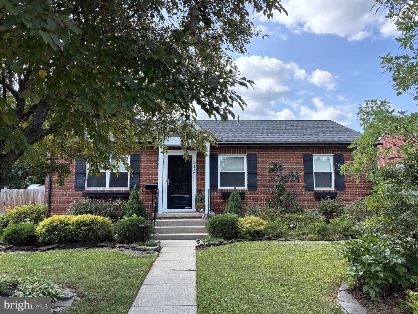 513 Biggs Avenue photo 1