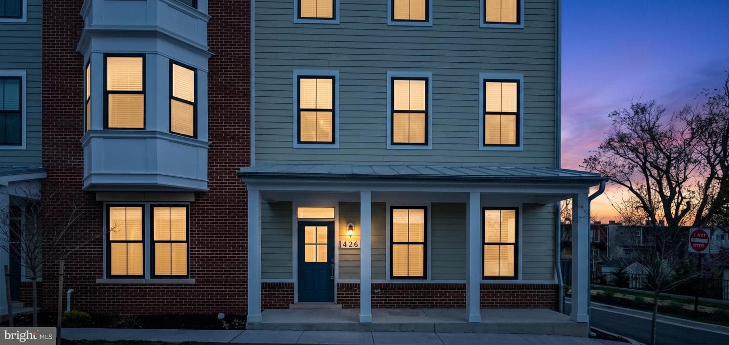 426 Chapel Alley #8, Frederick