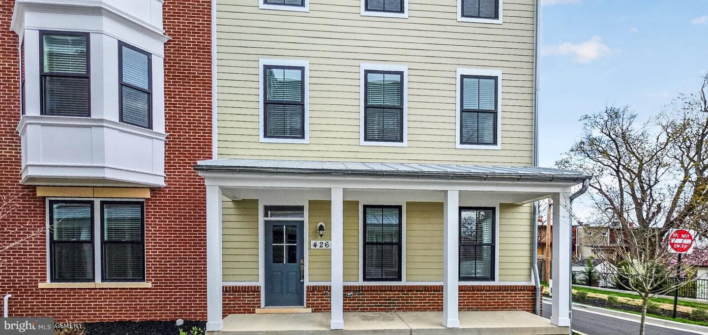 426 Chapel Alley #8, Frederick