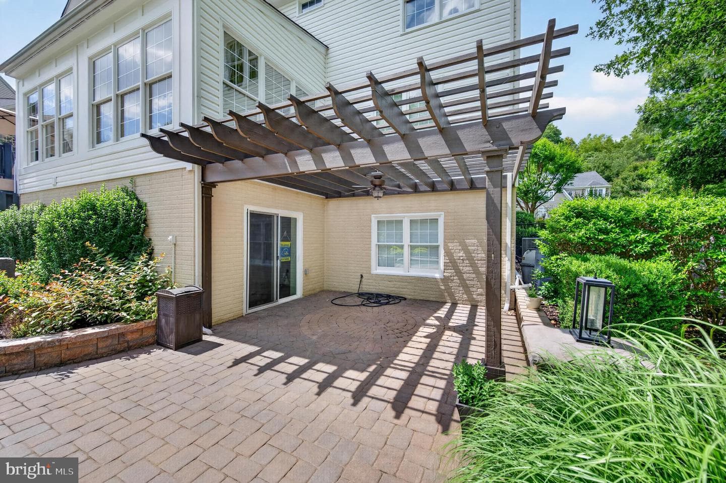 9638 Woodland Road photo 6