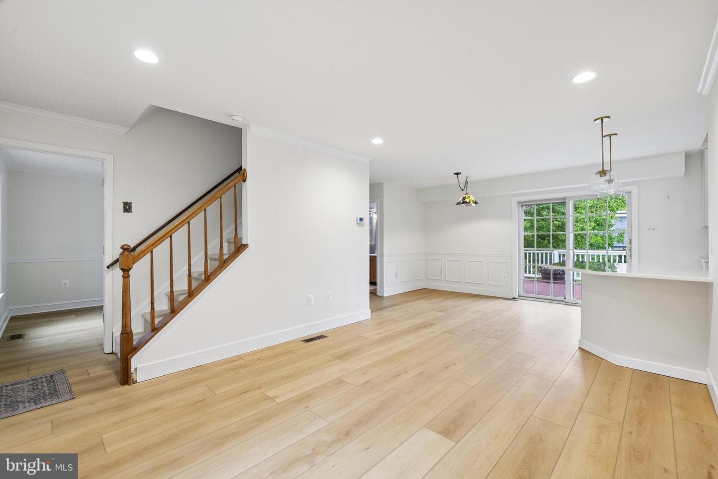 6650 Lake Front Court photo 10