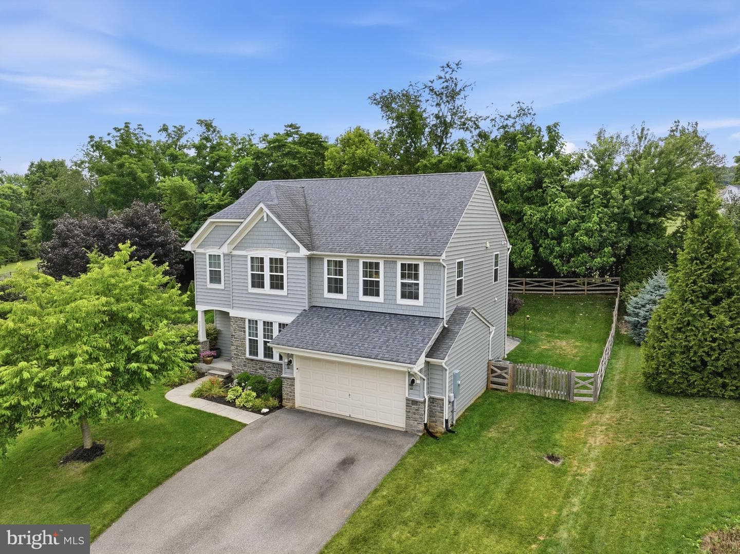 1006 Briarfield Court, Myersville