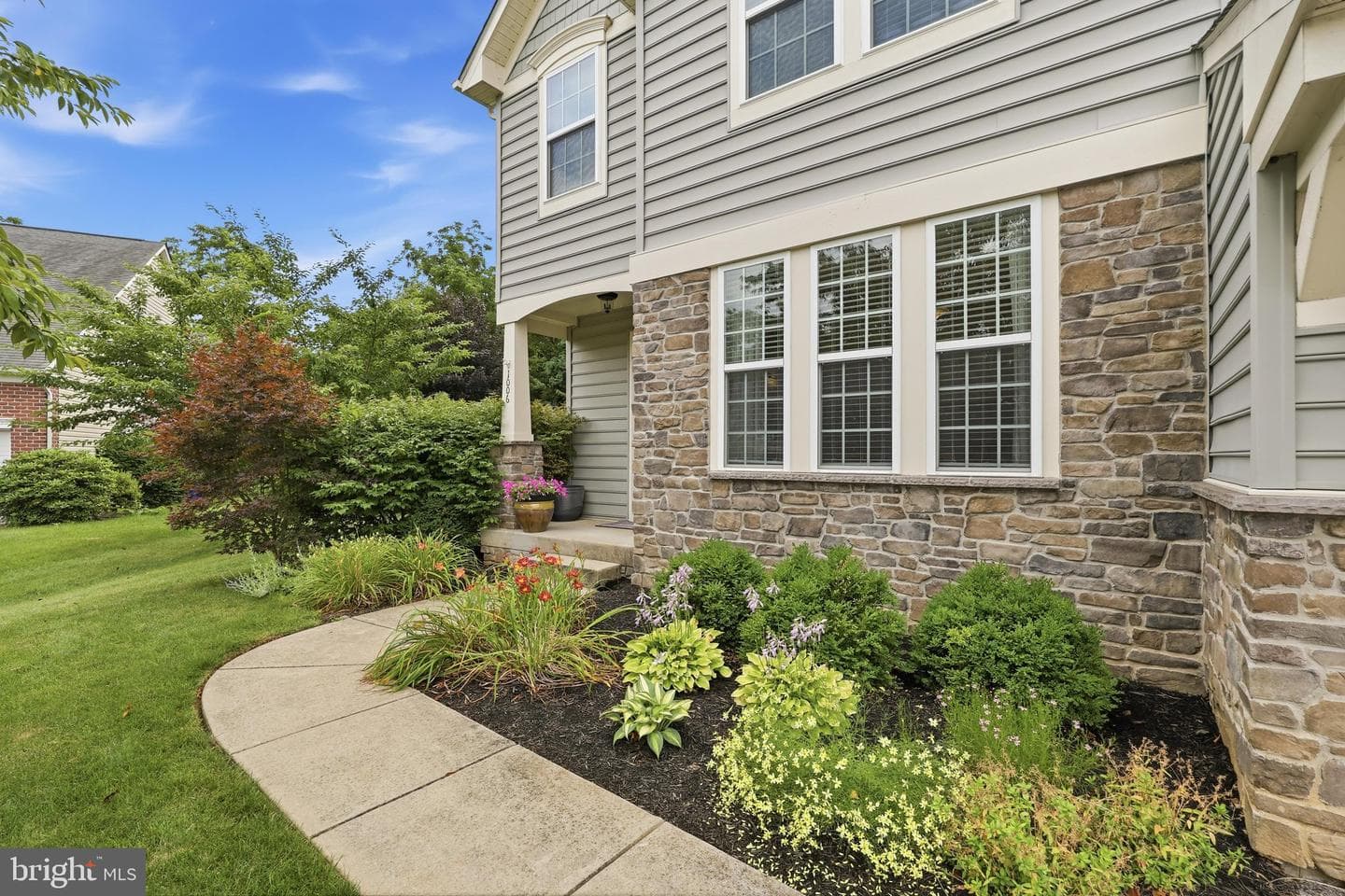 1006 Briarfield Court photo 4