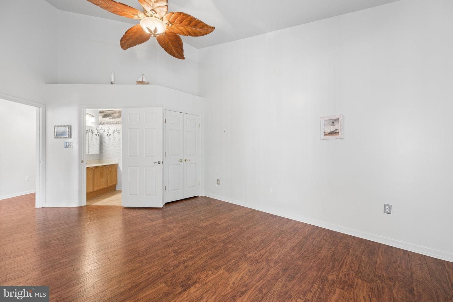 2506 Coach House Way #3c photo 24