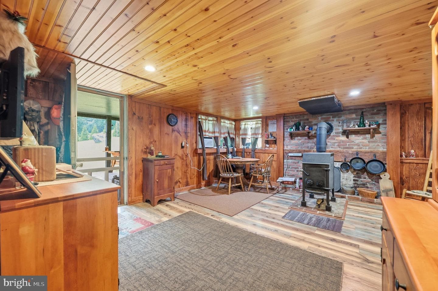 11234 Wolfsville Road photo 11