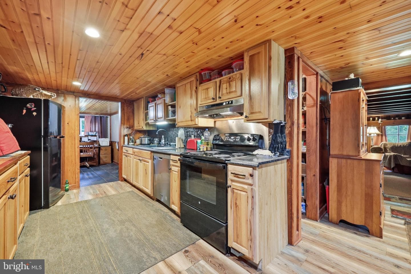 11234 Wolfsville Road photo 17