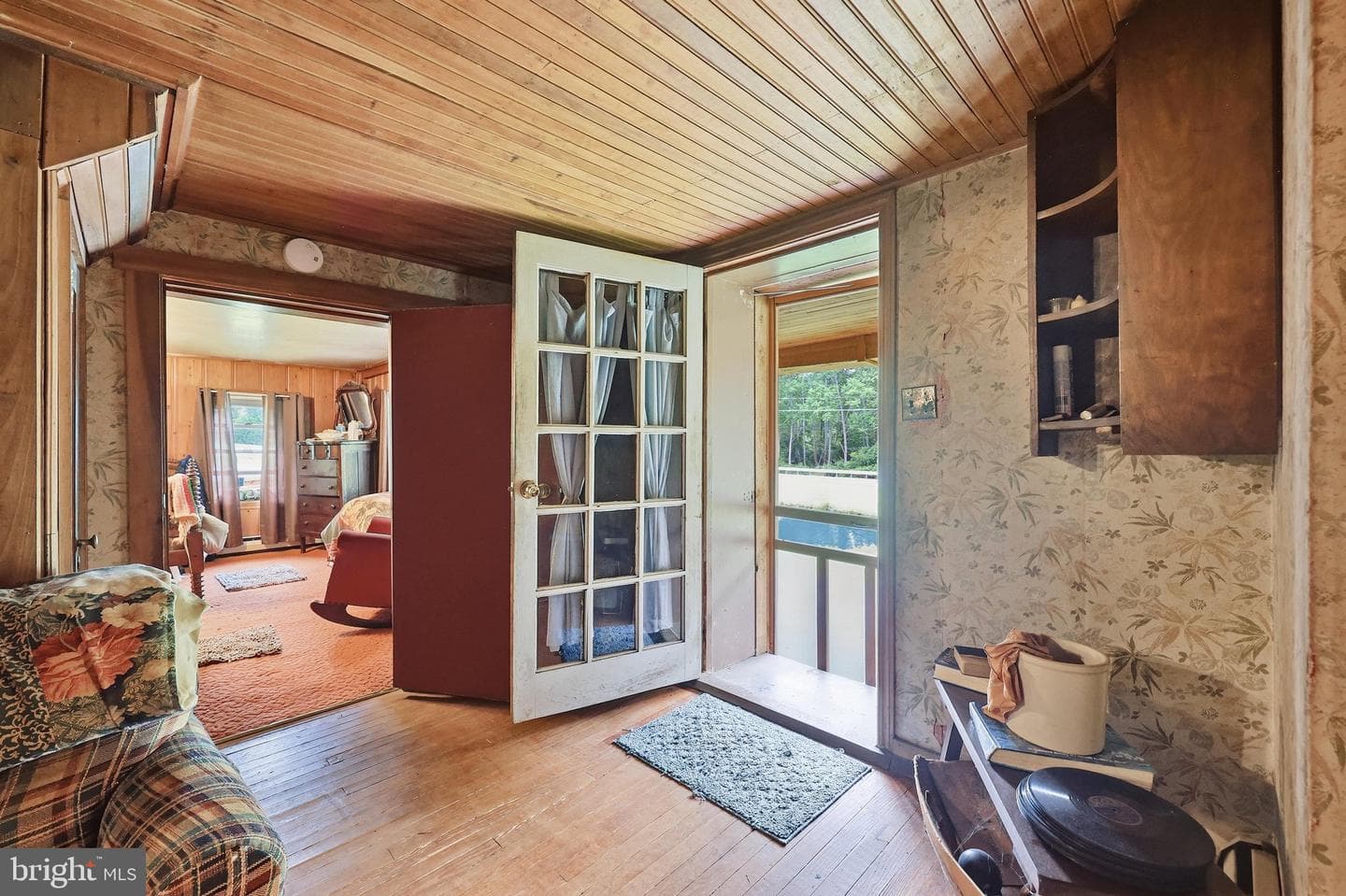 11234 Wolfsville Road photo 5