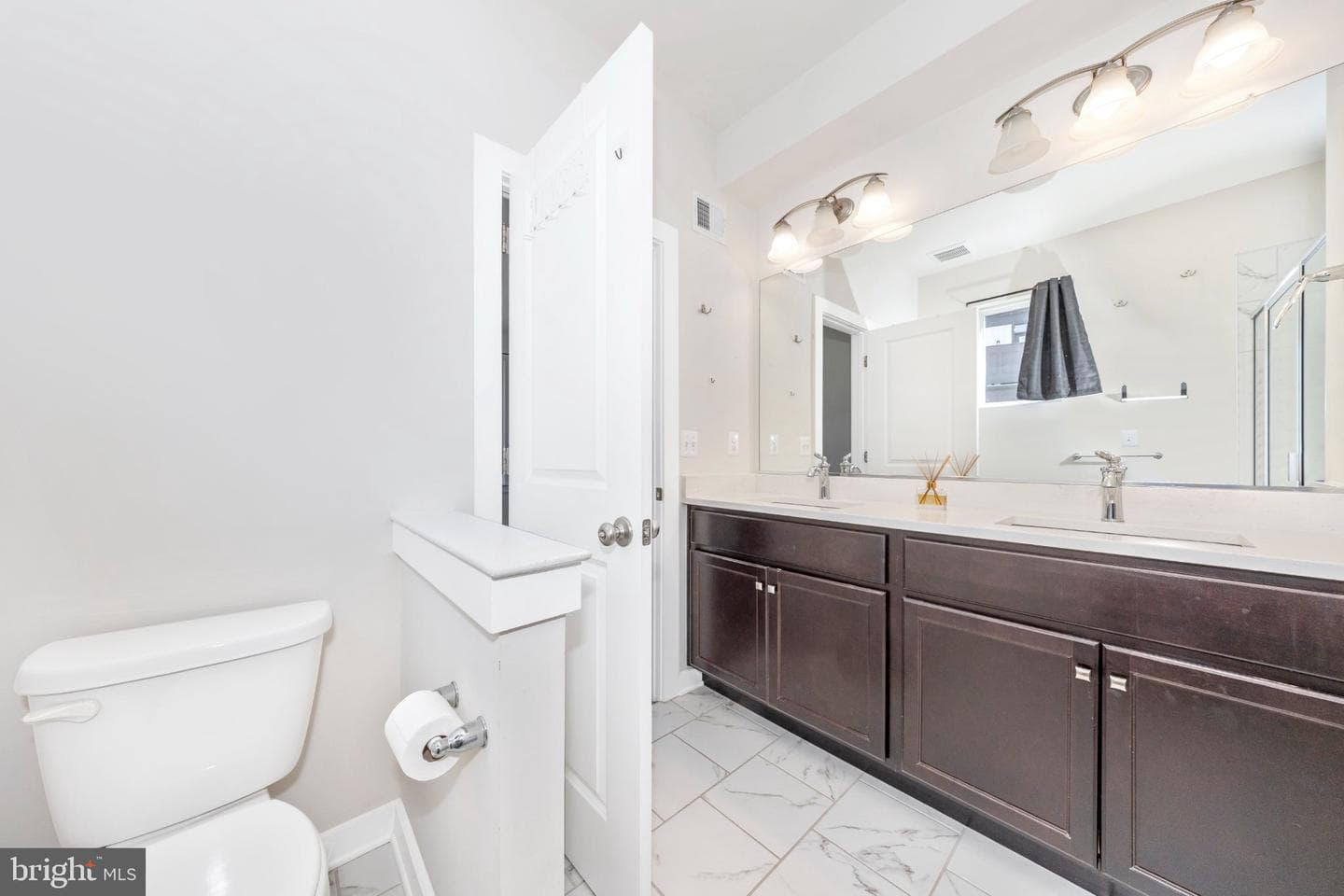 1403 Bexley Way photo 31