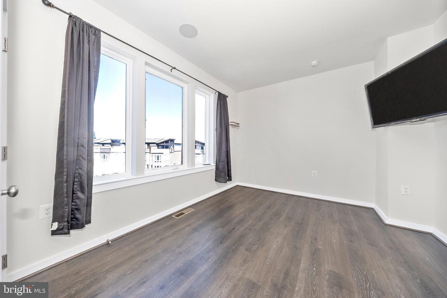 1403 Bexley Way photo 33
