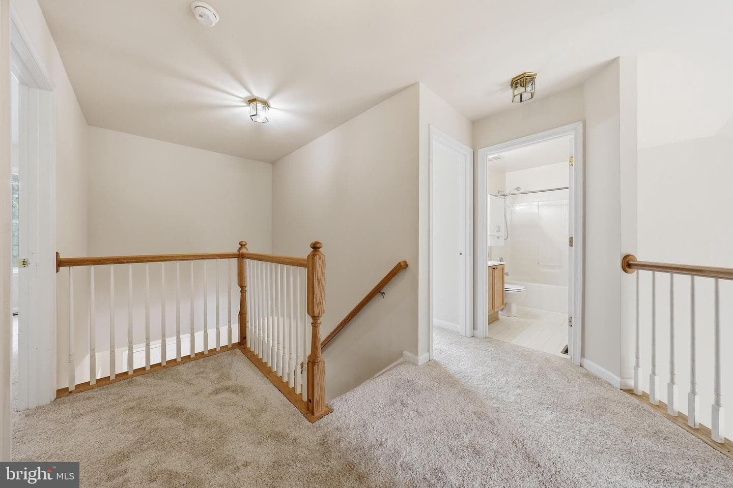 814 Fifth Avenue photo 26