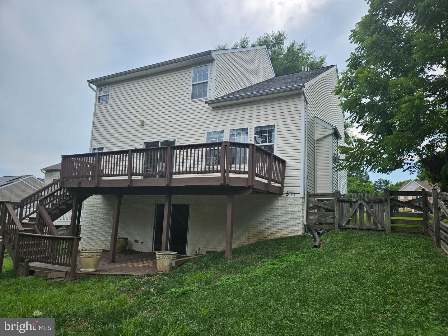 814 Fifth Avenue photo 3