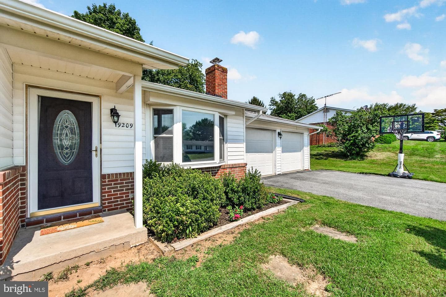 9209 Oak Tree Circle, Frederick