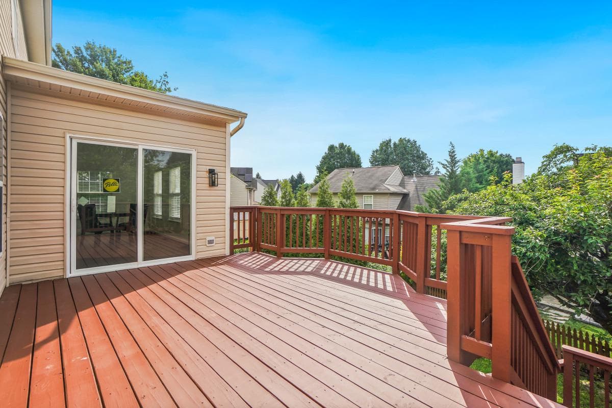 90 Howard Court photo 14
