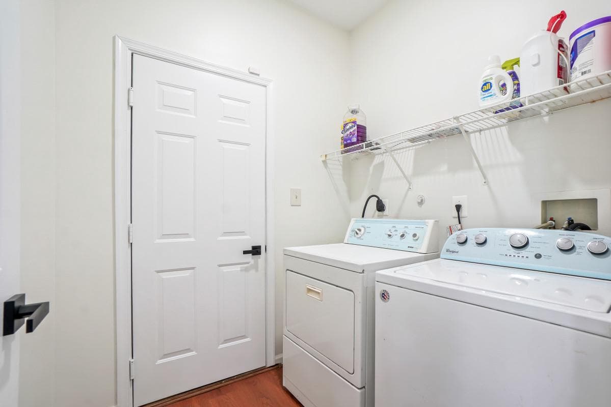 90 Howard Court photo 21
