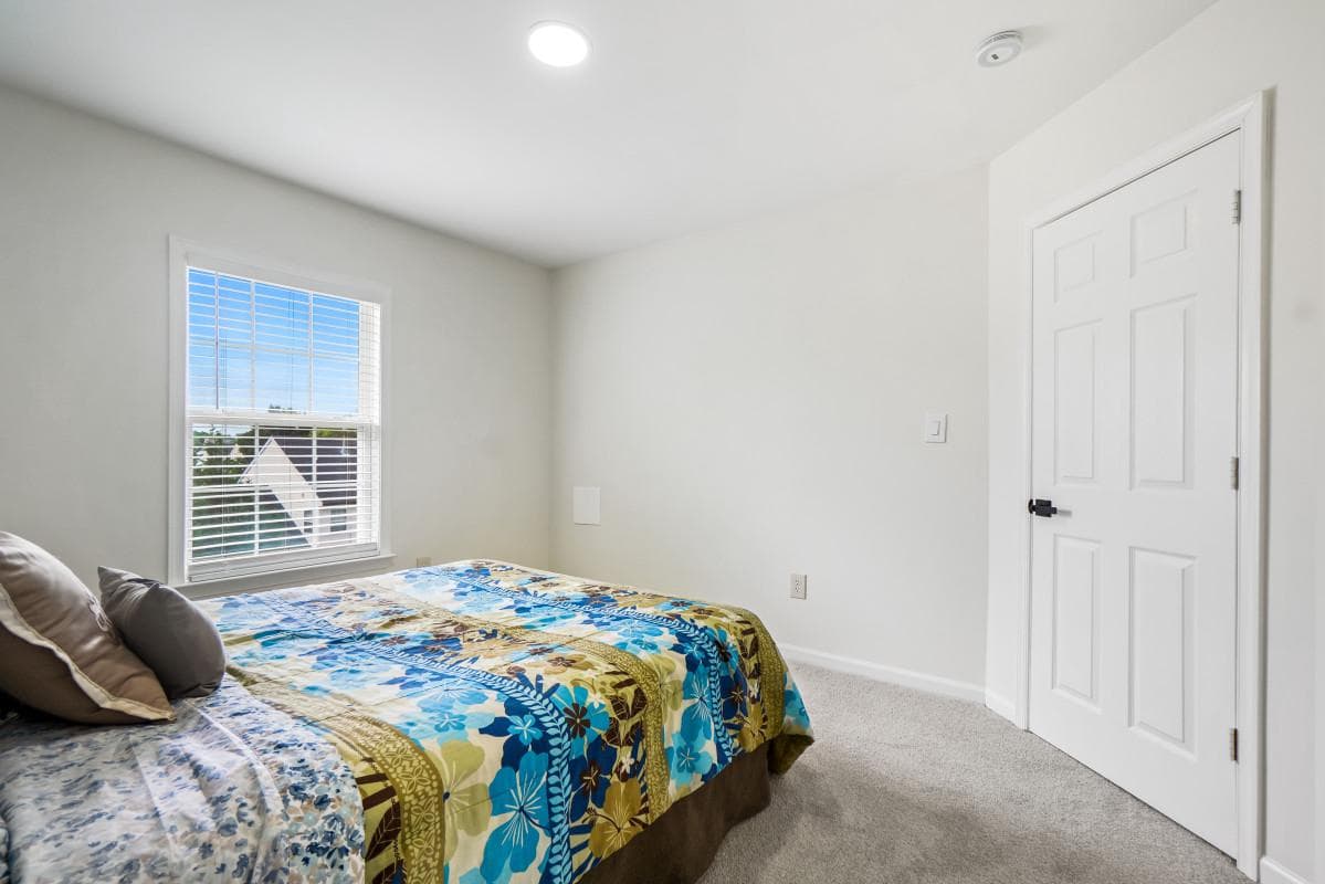 90 Howard Court photo 31