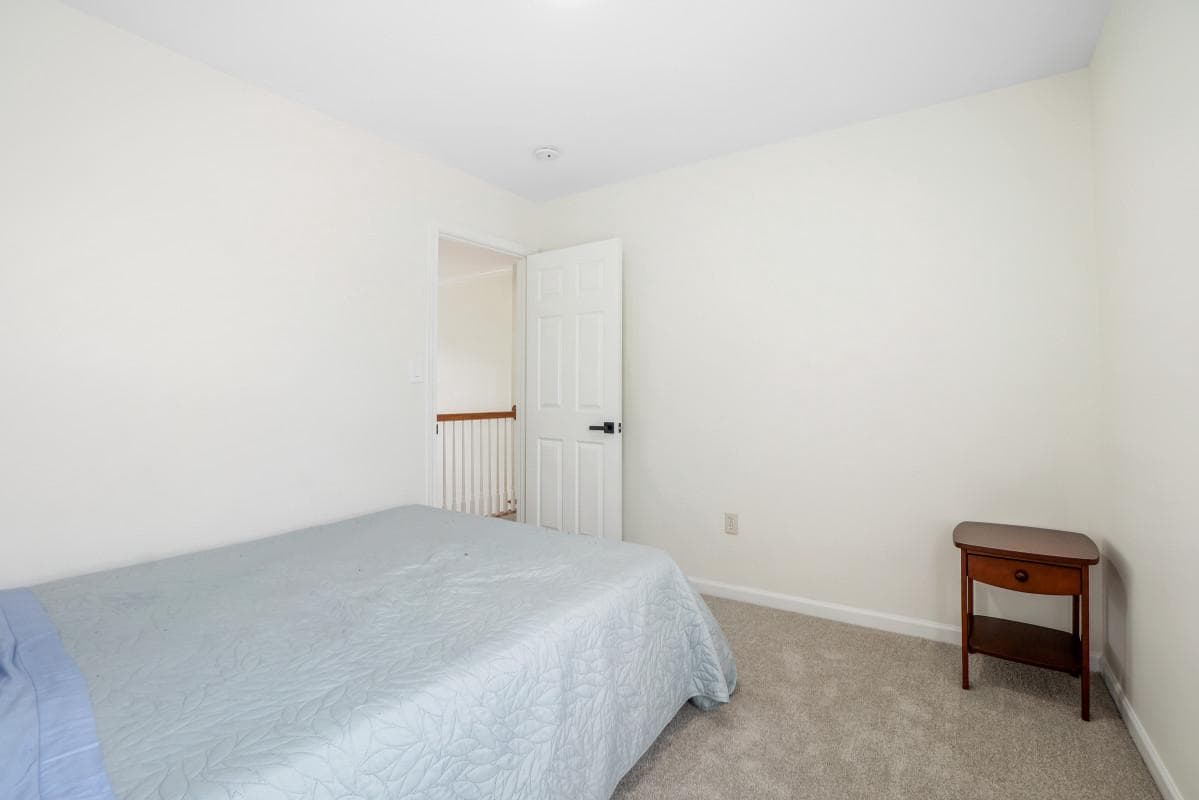90 Howard Court photo 35