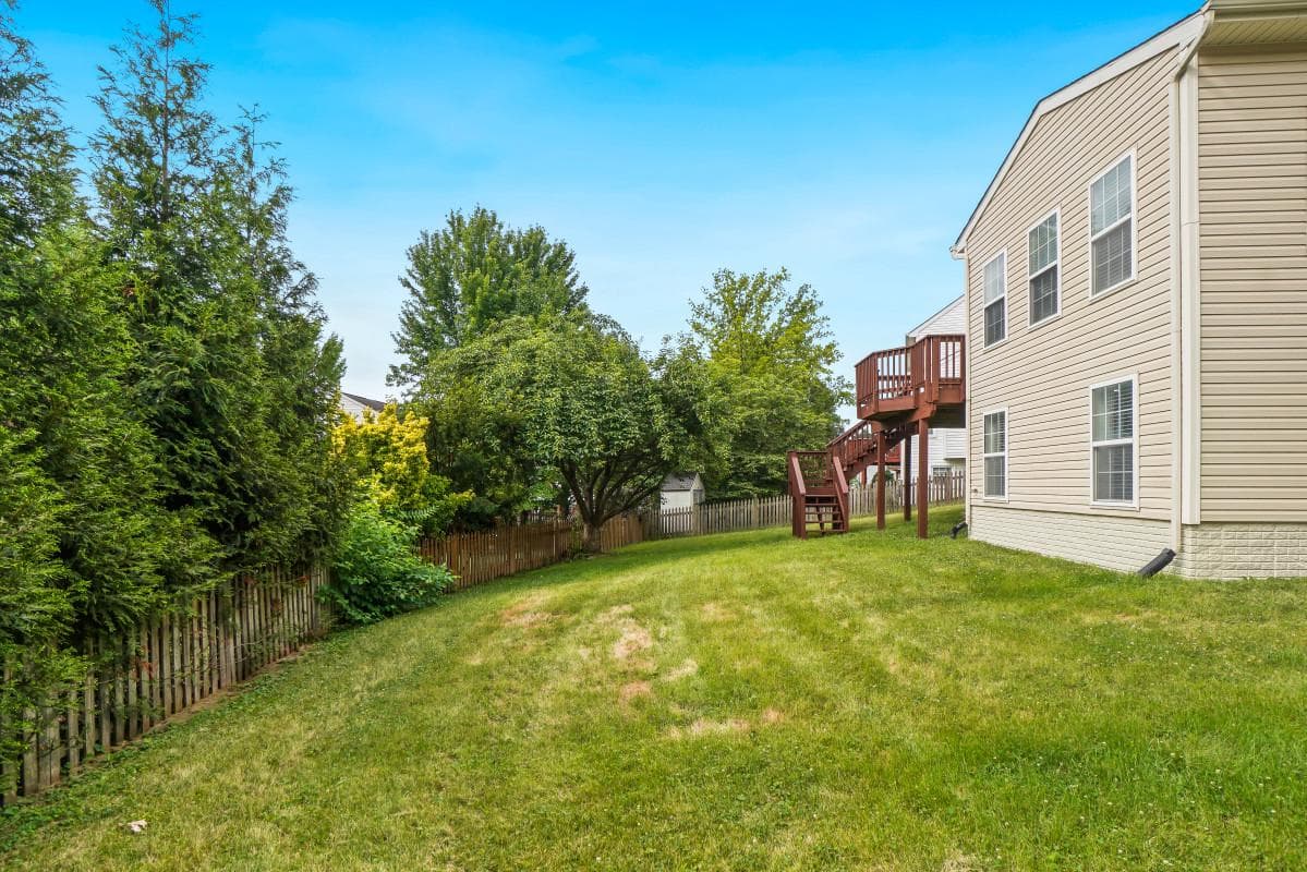 90 Howard Court photo 45
