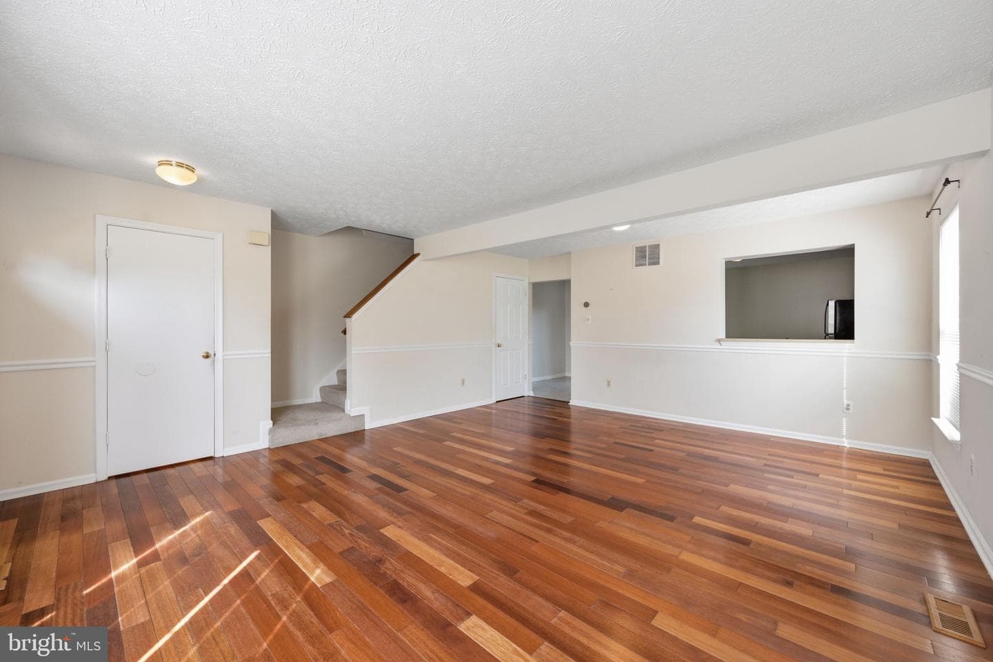 5068 Merganser Court photo 3
