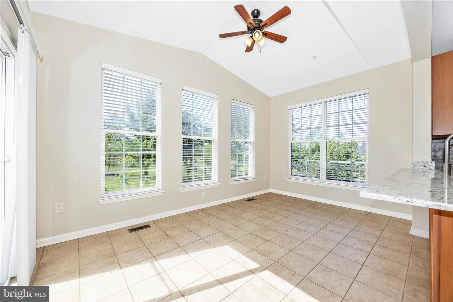 1920 Moran Drive photo 16