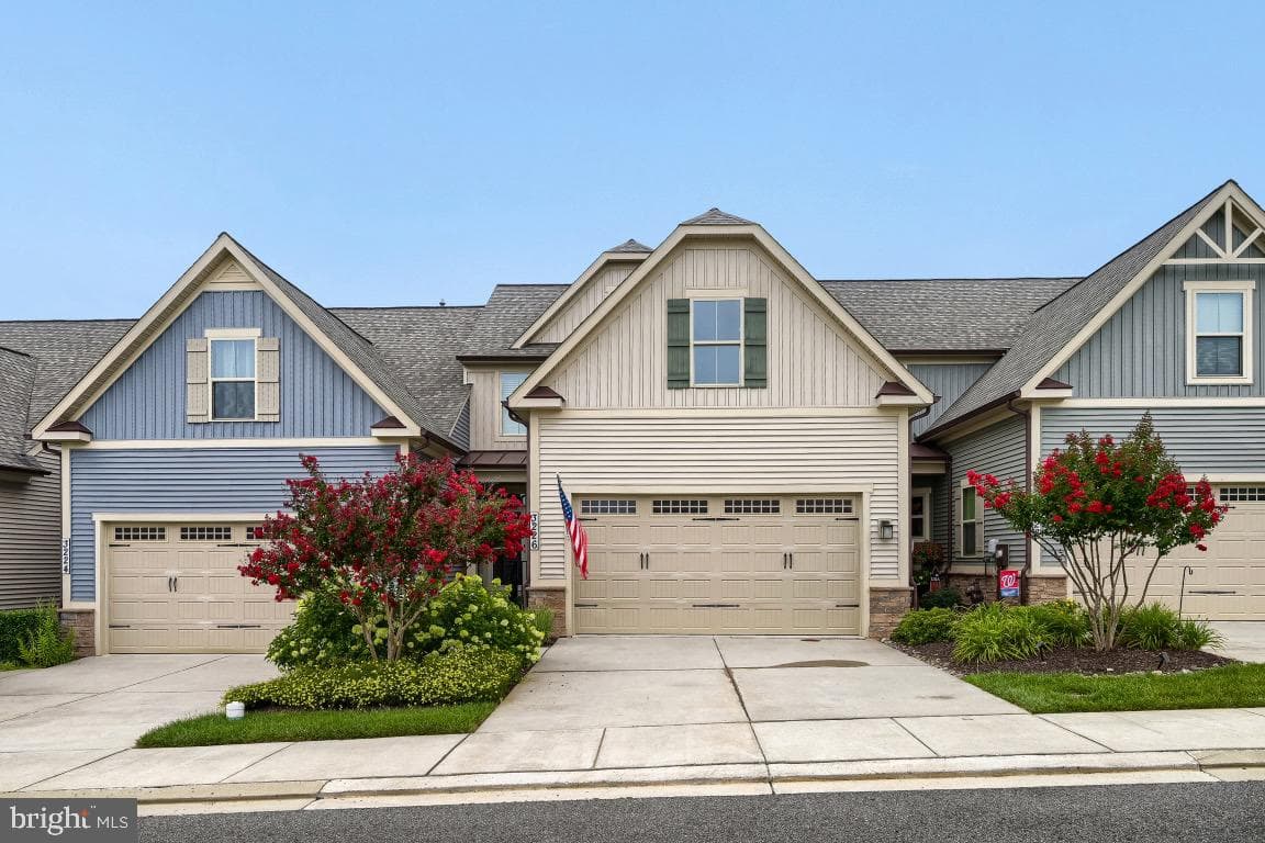 3226 Starlight Street photo 2