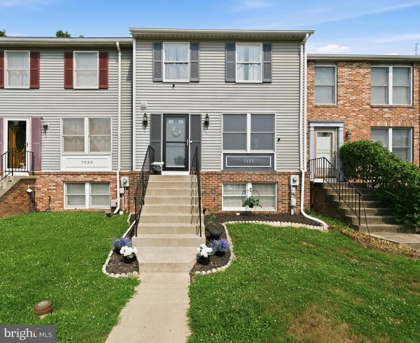7037 Hames Court photo 1